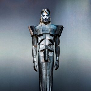 Adam Lambert – Adam