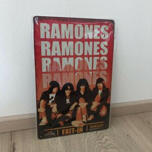 Ramones Peltitaulu