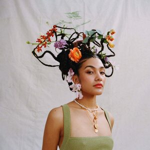 Olivia Dean – Growth EP (5th Anniversary) 10" (Pink Marble Vinyl)